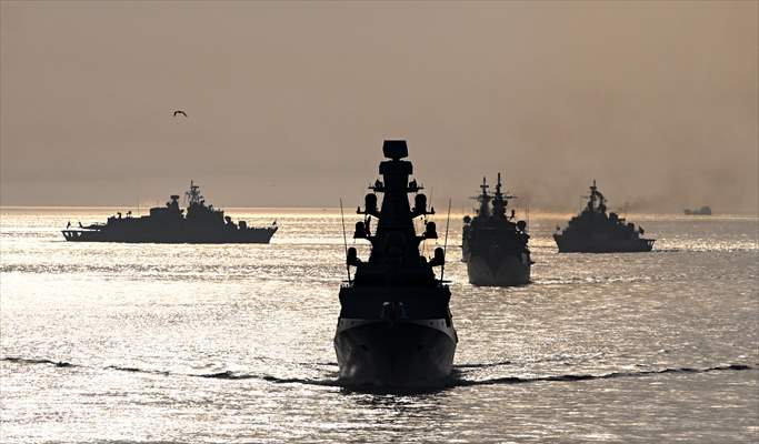 Turkish Navy conduct its largest parade in history in honor of centenary of Republic of Turkiye