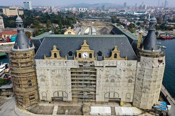 Haydarpaşa Garı'nın zemini filmdeki gibi özgün döşeme yapıldı