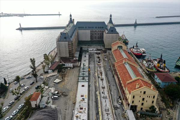 İstanbul'un sembollerinden tarihi Haydarpaşa Garı restorasyonla özgün haline kavuşuyor