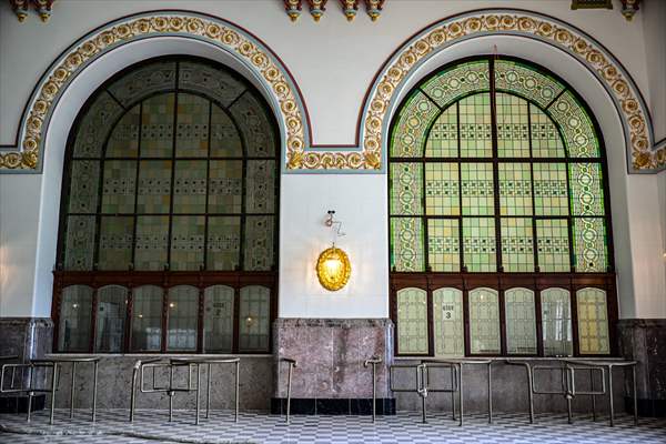 İstanbul'un sembollerinden tarihi Haydarpaşa Garı restorasyonla özgün haline kavuşuyor