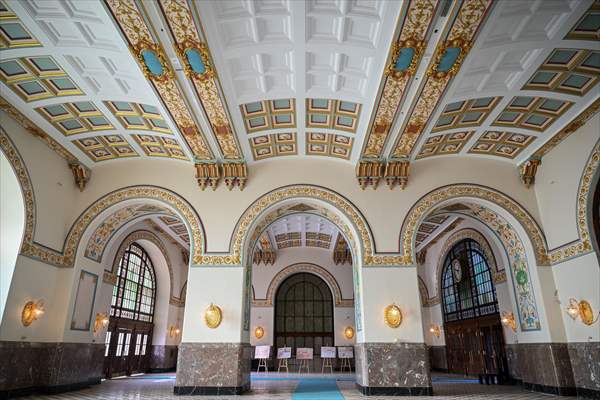 İstanbul'un sembollerinden tarihi Haydarpaşa Garı restorasyonla özgün haline kavuşuyor