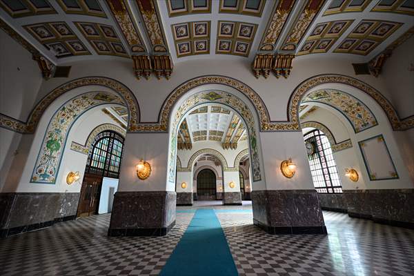 İstanbul'un sembollerinden tarihi Haydarpaşa Garı restorasyonla özgün haline kavuşuyor