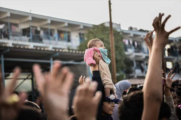 Daily life in Gaza during humanitarian pause