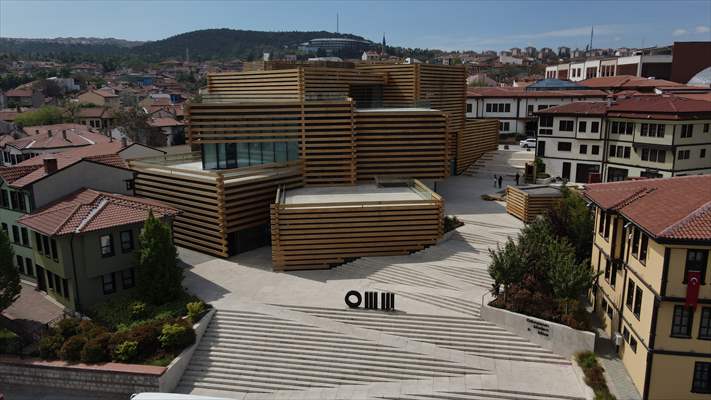 Tarihi evlerin ortasındaki 'Modern Müze,' Avrupa'da yılın müzesi özel ödülünü kazandı