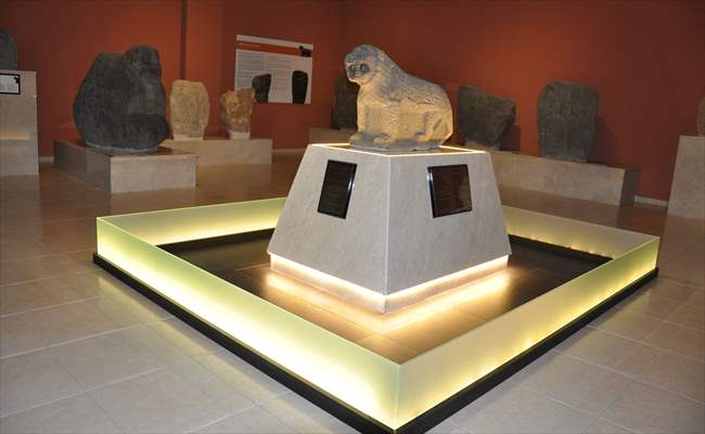 'Maraş aslanı' 128 yıl sonra yuvasında sergileniyor