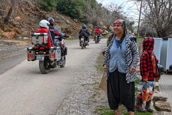Adiyaman Motorcycle Club visits children of earthquake-stricken village