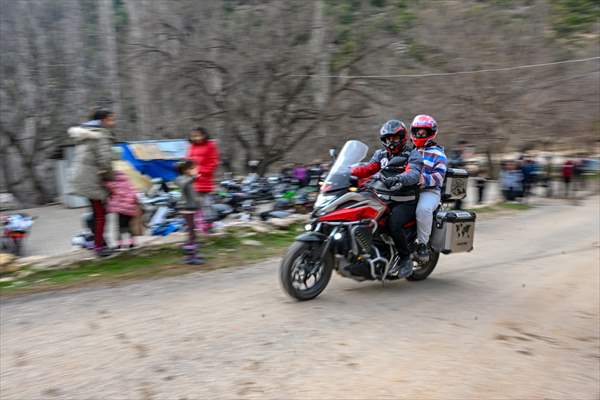 Adiyaman Motorcycle Club visits children of earthquake-stricken village