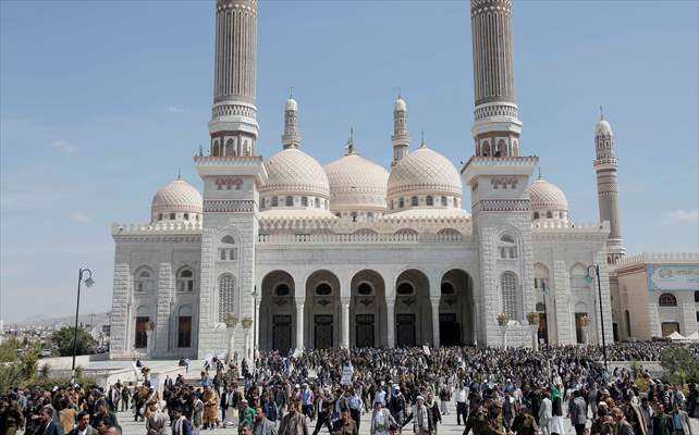 Houthis mark 20th anniversary of Hussein al-Houthi's assassination in Yemen