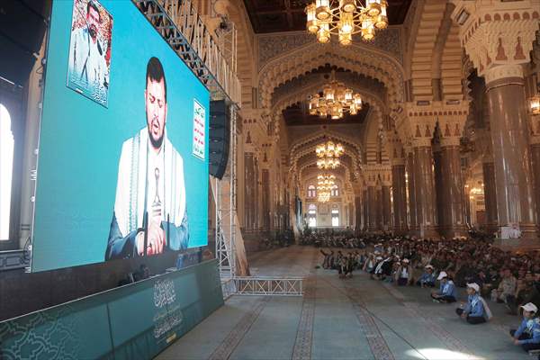 Houthis mark 20th anniversary of Hussein al-Houthi's assassination in Yemen