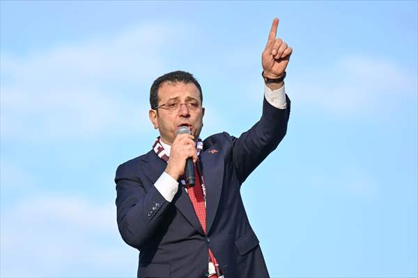 İBB Başkanı İmamoğlu Çekmeköy ve Sancaktepe'de halk buluşmalarına katıldı