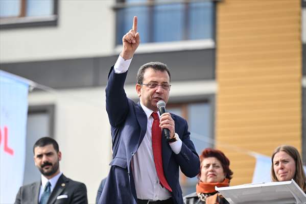 İBB Başkanı İmamoğlu Çekmeköy ve Sancaktepe'de halk buluşmalarına katıldı