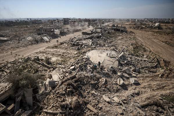 Israeli forces withdraw parts of Khan Yunis, destruction revealed