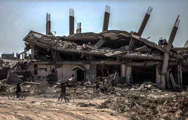 Israeli forces withdraw parts of Khan Yunis, destruction revealed