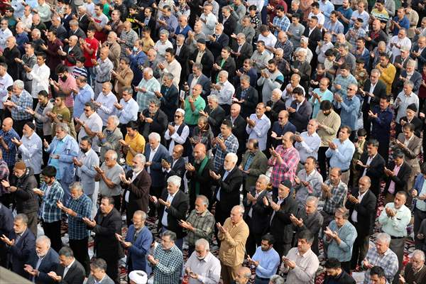 Eid al-Fitr prayer in Iran