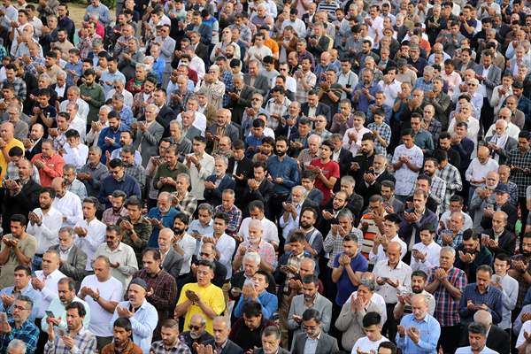 Eid al-Fitr prayer in Iran