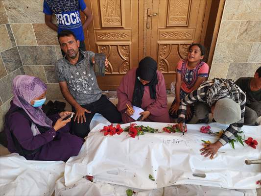 Gazze'deki Nasır Hastanesi'nde bulunan toplu mezardan 51 ceset daha çıkarıldı