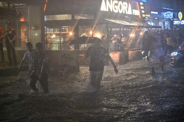 Başkentte sağanak