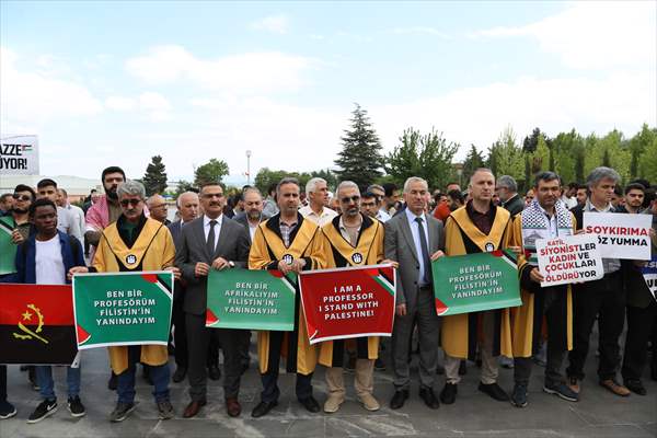 Malatya'da üniversite öğrencileri ABD'deki Filistin eylemlerine destek verdi
