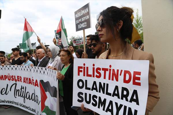 Malatya'da üniversite öğrencileri ABD'deki Filistin eylemlerine destek verdi