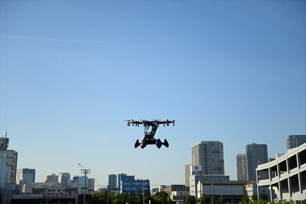 HEXA, the new generation flying car, in demonstration in Tokyo