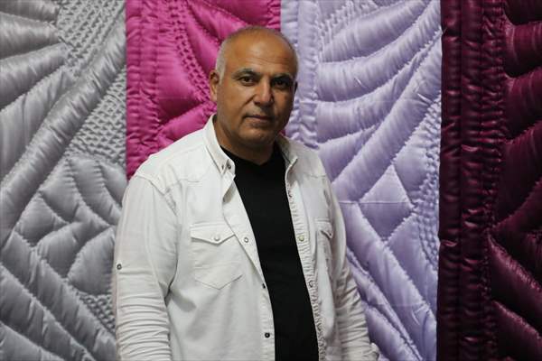 Kilis'in ilmek ilmek işlenen yorganı Avrupa'nın duvarlarını süslüyor