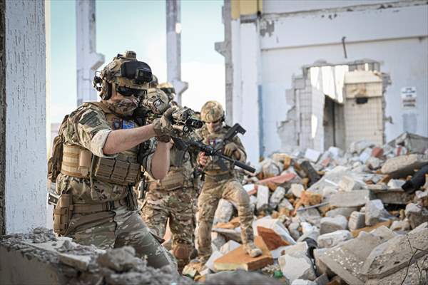 Airsoft tutkunları İzmir'de buluştu