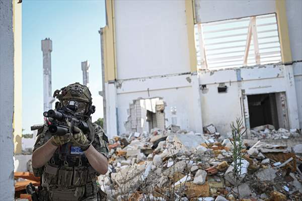 Airsoft tutkunları İzmir'de buluştu