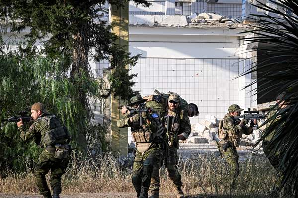 Airsoft tutkunları İzmir'de buluştu