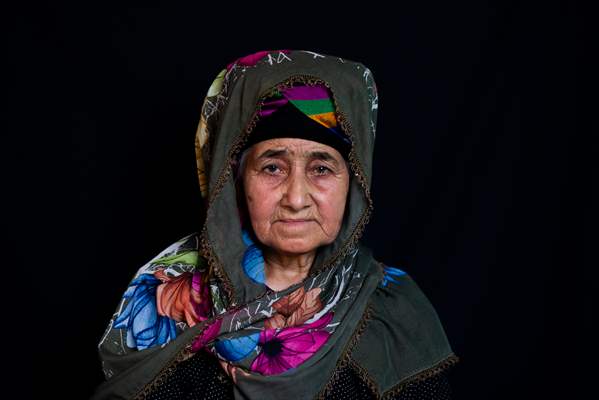 Kofi, a traditional head scarf dating back thousands of years