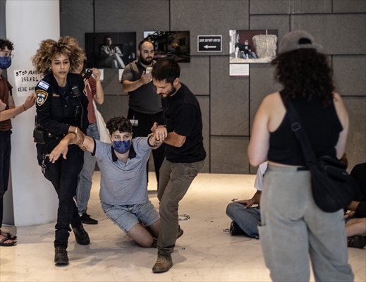 Israeli demonstrators demand Berlin administration cut arms exports to Israel in Tel Aviv