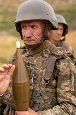 Military training of Ukrainian Army's 43rd Infantry Brigade in Kharkiv