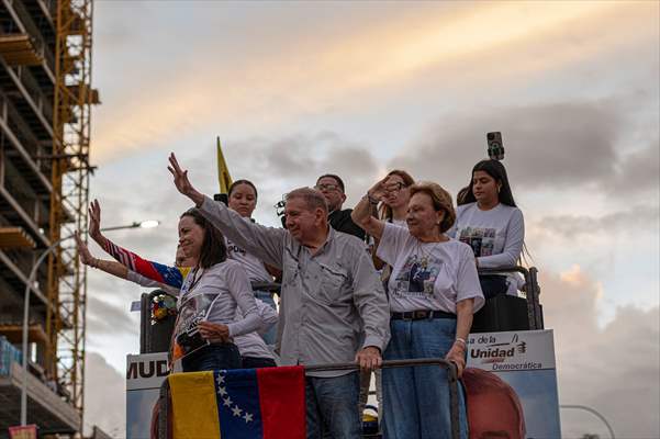 Venezuela'da muhalefetinin ortak adayı Edmundo Gonzalez yaklaşan başkanlık seçimleri için kampanyasını sürdürüyor