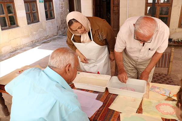 Huzur Konağı sakinleri günlerini dolu dolu geçiriyor