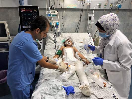 Palestinian girl struggles to survive all alone