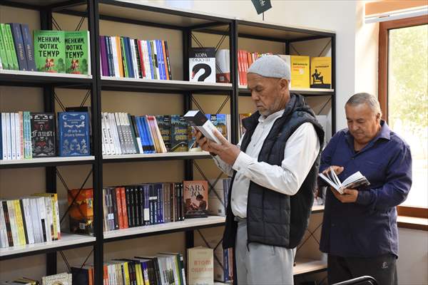Özbekistanlı Navruzova'nın kurduğu köy kütüphanesi, Taşkent'te 109 kütüphanenin açılmasına vesile oldu