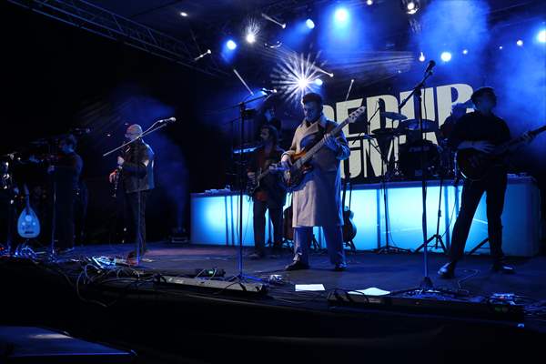 Kilis'te rock grubu Dedublüman konser verdi