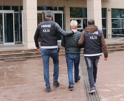 Kilis'te 2 bin 986 sentetik uyuşturucu hap ele geçirildi