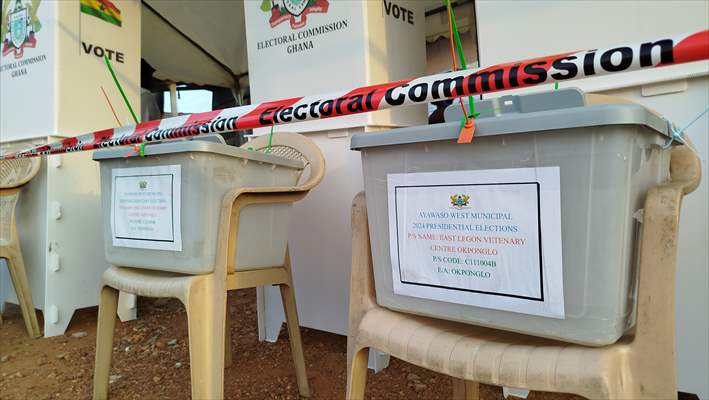 Gana'da halk sandık başında