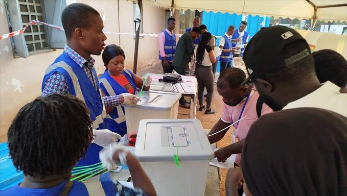 Gana'da halk sandık başında