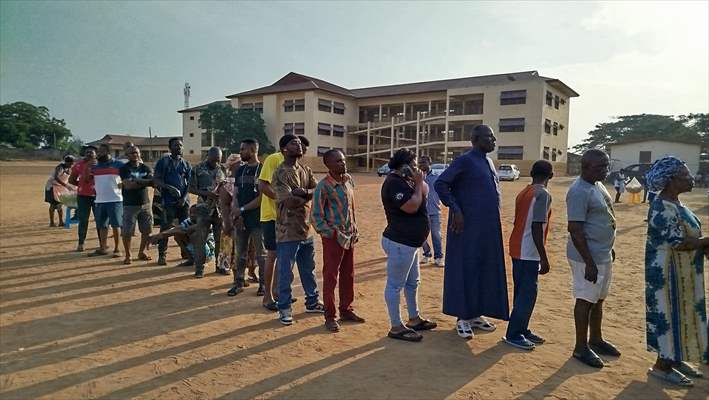 Gana'da halk sandık başında