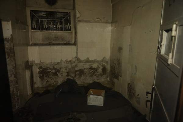 AA, Suriye'de onlarca yıl halkın korkulu rüyası olan Hava İstihbarat Şubesini görüntüledi