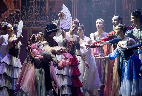 “Swan Lake” by the Imperial Russian Ballet Company in Ankara