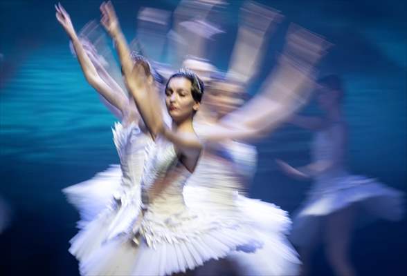 “Swan Lake” by the Imperial Russian Ballet Company in Ankara