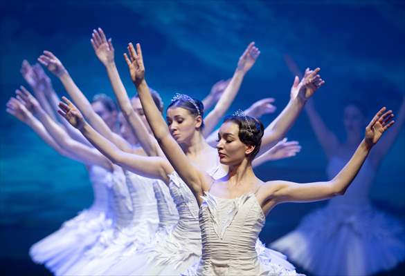 “Swan Lake” by the Imperial Russian Ballet Company in Ankara