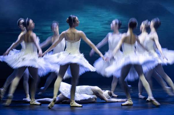 “Swan Lake” by the Imperial Russian Ballet Company in Ankara