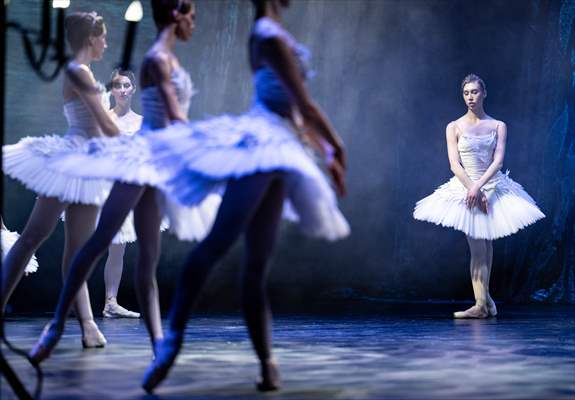“Swan Lake” by the Imperial Russian Ballet Company in Ankara