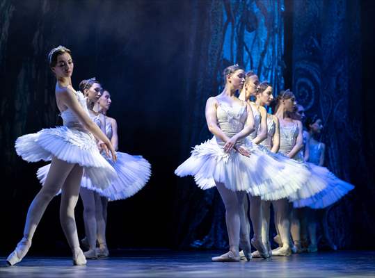 “Swan Lake” by the Imperial Russian Ballet Company in Ankara