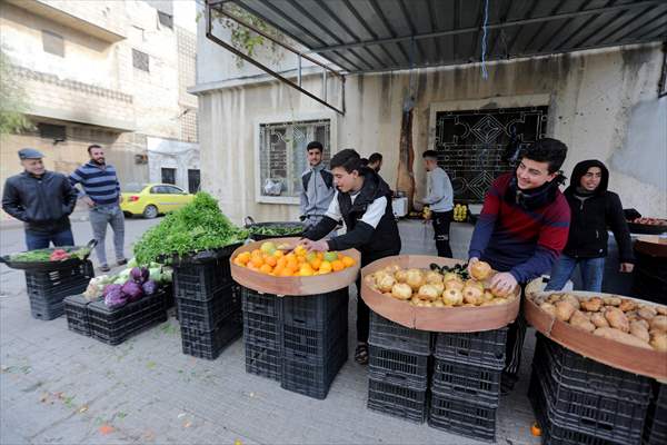 Silahlı grupların kontrolü ele geçirdiği Hama'da günlük yaşam