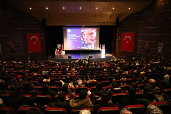 İŞKUR desteğiyle Dicle Üniversitesinde 1201 öğrenciye istihdam fırsatı