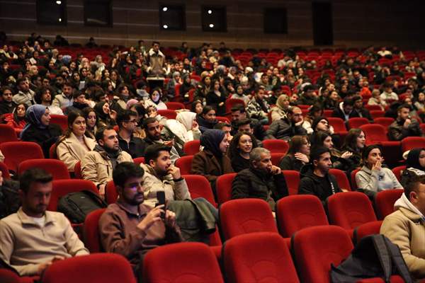İŞKUR desteğiyle Dicle Üniversitesinde 1201 öğrenciye istihdam fırsatı
